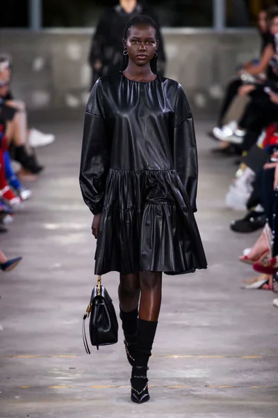Look 36